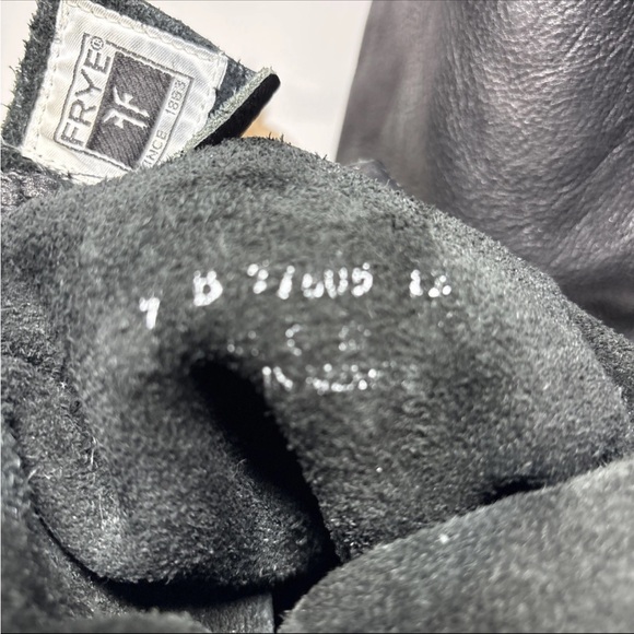 Frye Veronica womens 9 Slouch Tall Leather Riding Boots
buckle Moto black - Picture 15 of 16